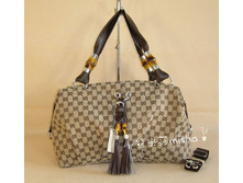 ����� Gucci ���� 68+23