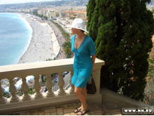 ...���������