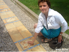 � �� � ����� ))