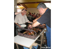 �������