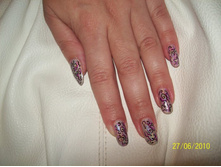 �������