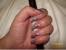 �������