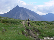 �������-��