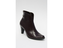 ������  831�����, 3300 ���