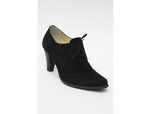 ������ 829 �����, 2600 ���