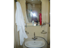 ���-������