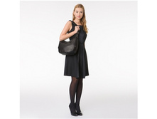 Borsa a spalla nera in pellle effetto struzzo Leo 34 x 23 x 9 cm 85 ����.jpg