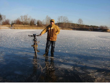 � � �����