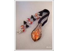 lampwork_pendant_1 copy.jpg