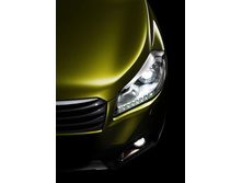geneva_2013suzuki_c-segment_crossoverheadlight.jpg