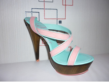 L*illy\'s C*loset  476*075-7