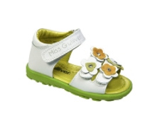 112 01 G� S 0401.jpg