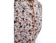 ������ Roman Riche. ���� 42. ����: 2 000 ���.