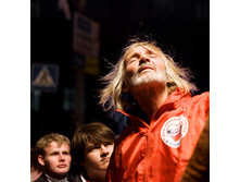 �������