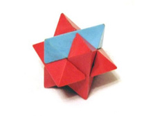 �����������4