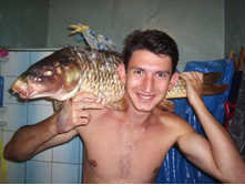 �������