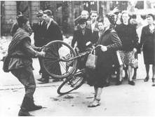 250 ��������� ������ �������� ��������� � ��������­�� �������, 1945 �