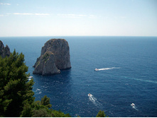 ��������� (Faraglioni)