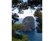 ��������� (Faraglioni)