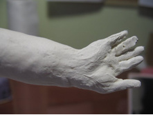 ����� ���