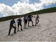 �����- �����!