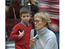 �������