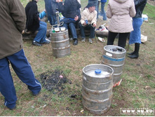 �������