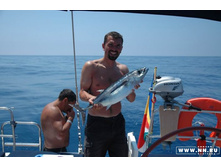 ����� � �