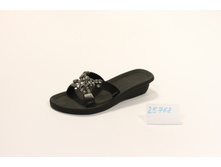 25768 BLACK