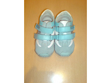 19 �-� 300 ���