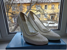 ����� ��������� 900�.