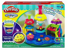 PLAY_DOH_Nabor_Fabrika_pirozhnyh-31070-00.jpg