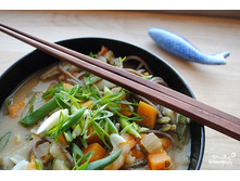 ���*�-��� � ����