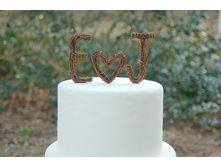 ideas-to-incorporate-a-custom-wedding-monogram-etsy-weddings-rustic-cake-topper_original.jpg