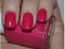 Essie 563 Bachelorette Bash 2.jpg