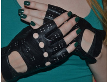 Essie Going Incognito.JPG