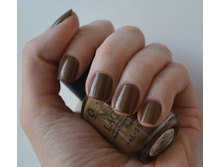 OPI A taupe the space needle.JPG