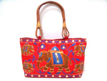 ����:  330.00 ���/��.