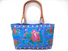 ����:  330.00 ���/��.