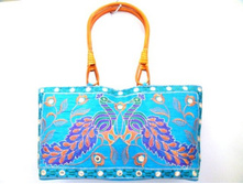 ����:  330.00 ���/��.