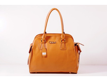 CHLOE. ����������� ����, ���� 1 350�. 