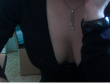 ���...