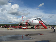 Airbus 321 a/� AirAsia