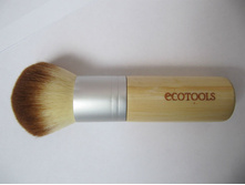 ����� Bamboo Bronzer Brush.jpg