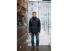 179-01.jpg 2500 �.