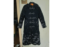 ������-�������