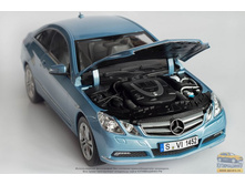 Norev Mercedes-Benz E500 Coupe. ������� 1:18