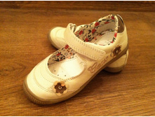 26� 1200���.