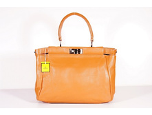  ������� 38�26�14��. ���� 2 100�.