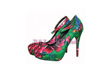 ����� Love Couture ��������� � ��������� ������� ��� 1028